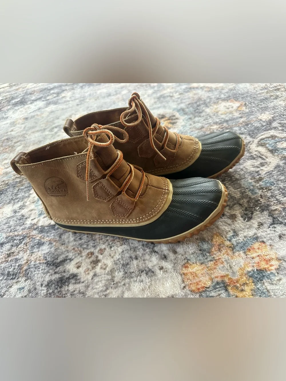 Sorel Out N About Leather Brown Waterproof Duck Boots - Size 8